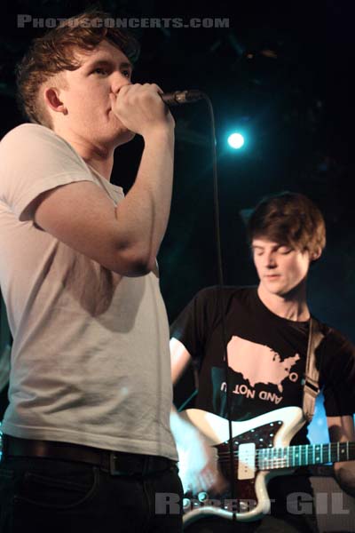 LOS CAMPESINOS - 2008-03-04 - PARIS - Nouveau Casino - Gareth Paisey - Neil Beale